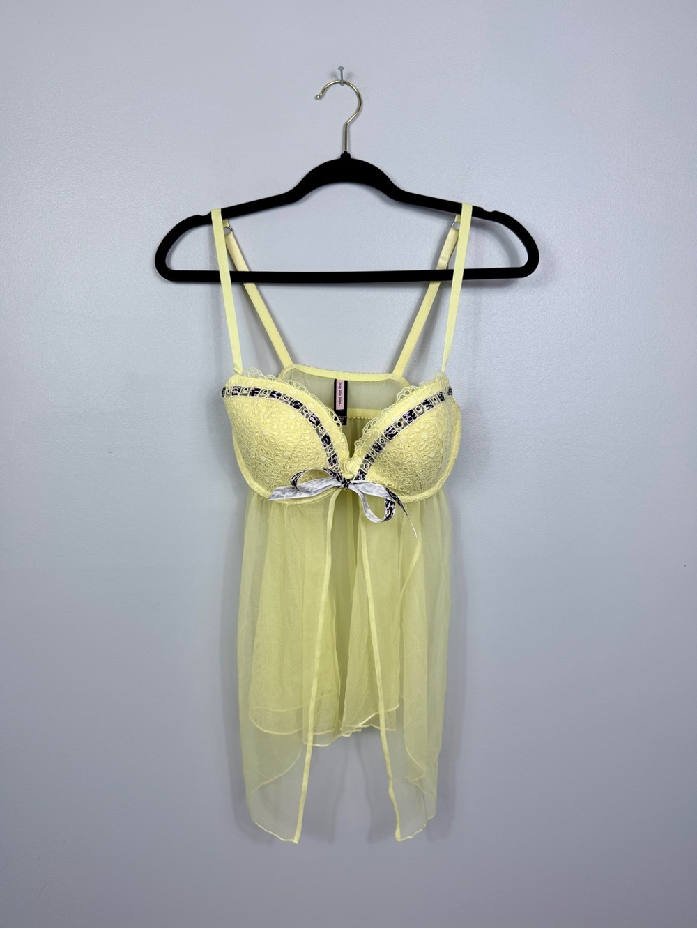 Victoria’s Secret Sexy Little Things yellow lace push-up babydoll size 36D